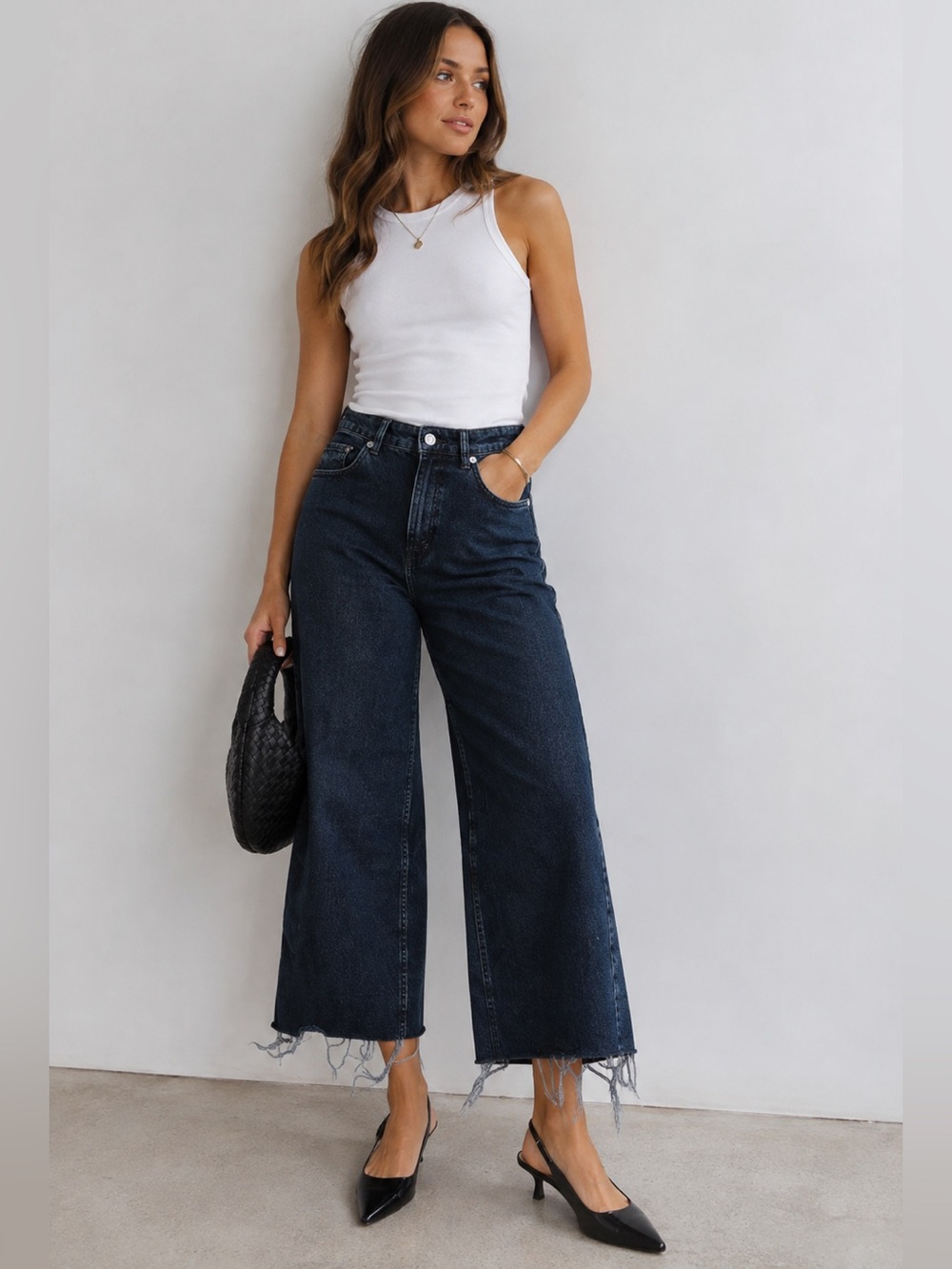Zara Black Raw Hem Wide Leg Cropped Ankle Jeans